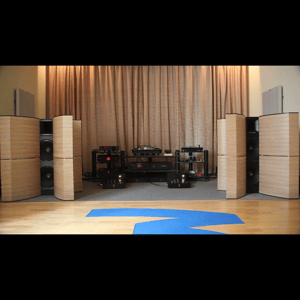 Thumbnail of the video review https://www.youtube.com/watch?v=W6s1Rtou5QA