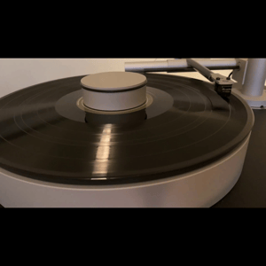 Thumbnail of the video review https://www.youtube.com/watch?v=WOAD9i2m6k0