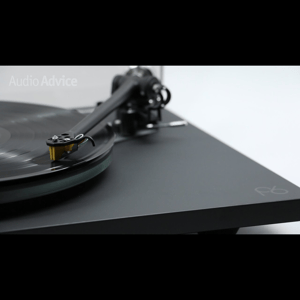 Thumbnail of the video review https://www.youtube.com/watch?v=iWQoJTuV1_s