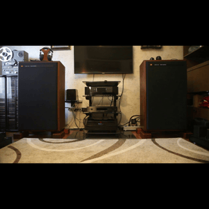 Thumbnail of the video review https://www.youtube.com/watch?v=KpaAsxek4NM