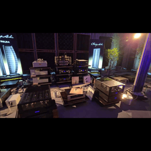 Thumbnail of the video review https://www.youtube.com/watch?v=-5cPCL5ogJE