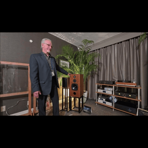 Thumbnail of the video review https://www.youtube.com/watch?v=1WJ7E_wu8hg