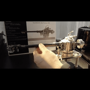 Thumbnail of the video review https://www.youtube.com/watch?v=XEsuPU0zv7M