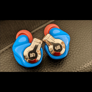 Thumbnail of the video review https://www.youtube.com/watch?v=XPAByrFsBZ4