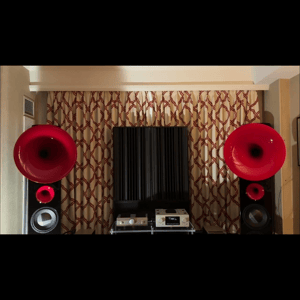 Thumbnail of the video review https://www.youtube.com/watch?v=h2XiTbMLhiM