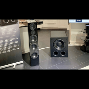 Thumbnail of the video review https://www.youtube.com/watch?v=lZUvAs85WDE