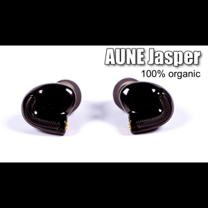 Thumbnail of the video review https://www.youtube.com/watch?v=LyY-BeLzAn8