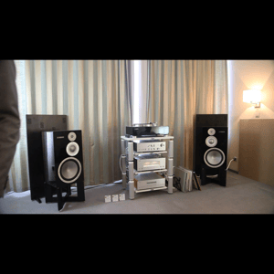 Thumbnail of the video review https://www.youtube.com/watch?v=pYIshO88r_E